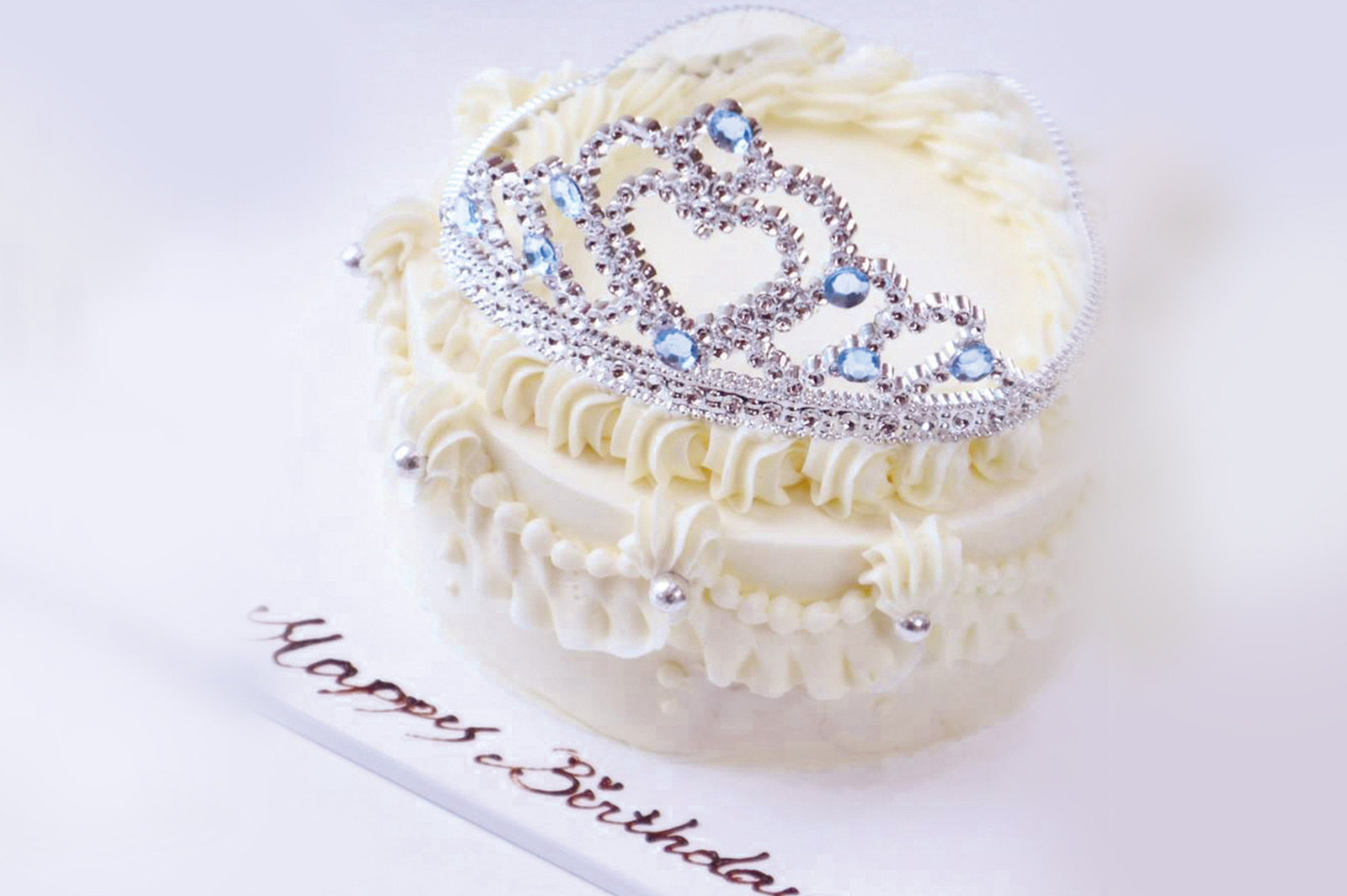 tiara-cake